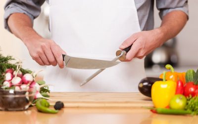 3 Signs Your Kitchen Knives Need Sharpening!