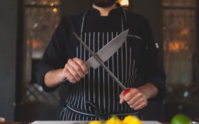 3 Reasons to Always Keep Your Knives Sharp