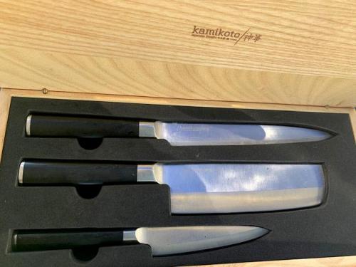 Knife Sharpening Service 02